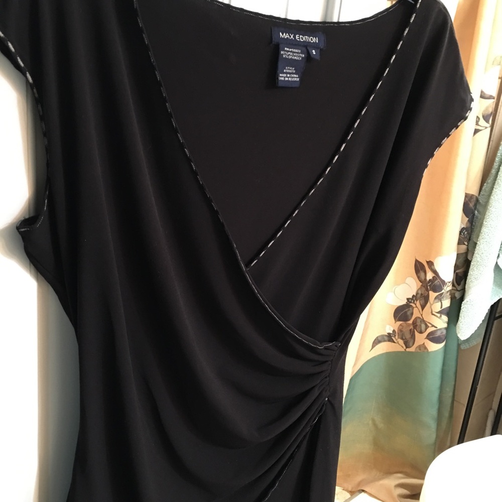 Black Crossover Top, w/ beige accent. Cap sleeved. Career or out on the town.